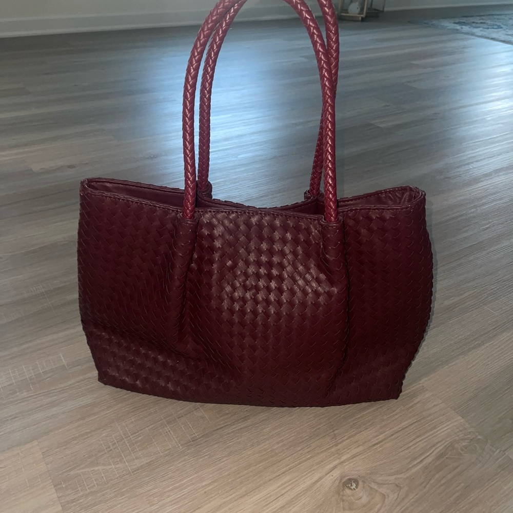 Lulu dharma Elegant Burgundy Woven Tote Bag